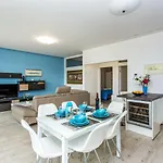 Apartments Makarska Beach Apartament *