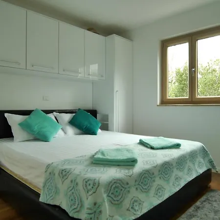Apartment Apartments Makarska Beach *