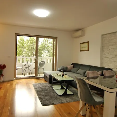 Apartment Apartments Makarska Beach Makarska