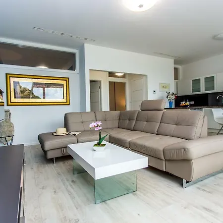 Apartment Apartments Makarska Beach
