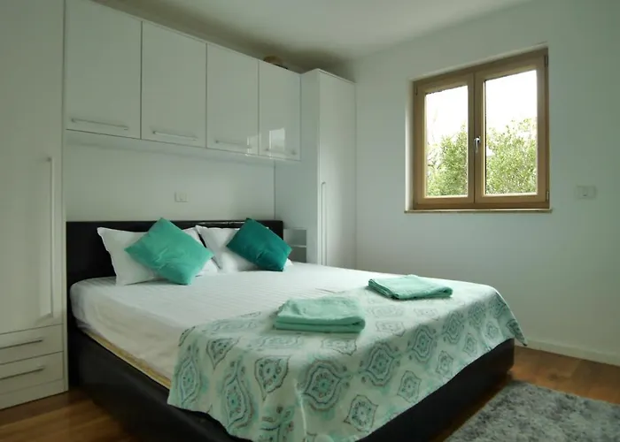 Apartamento Apartments Makarska Beach *