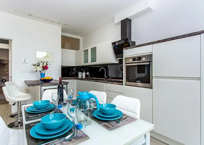 Apartments Makarska Beach *