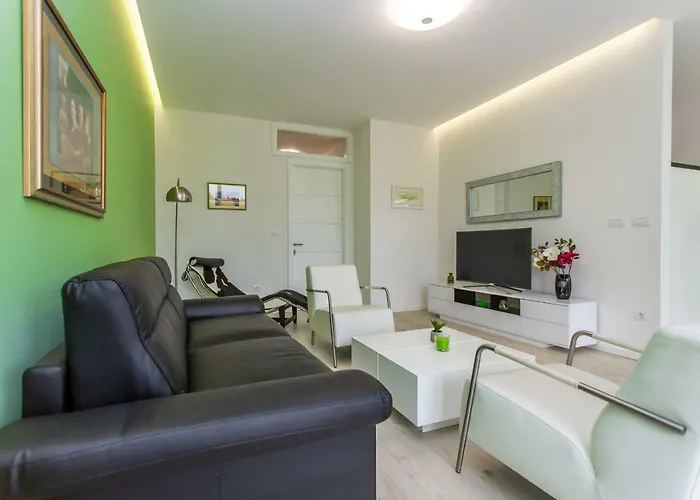 Apartamento Apartments Makarska Beach