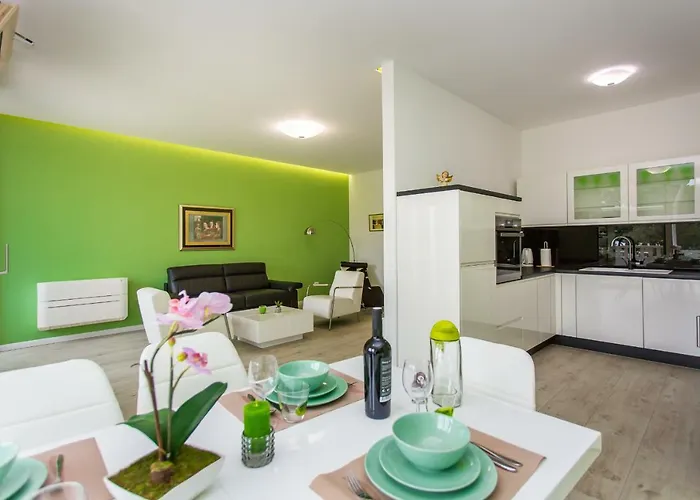 Apartamento Apartments Makarska Beach