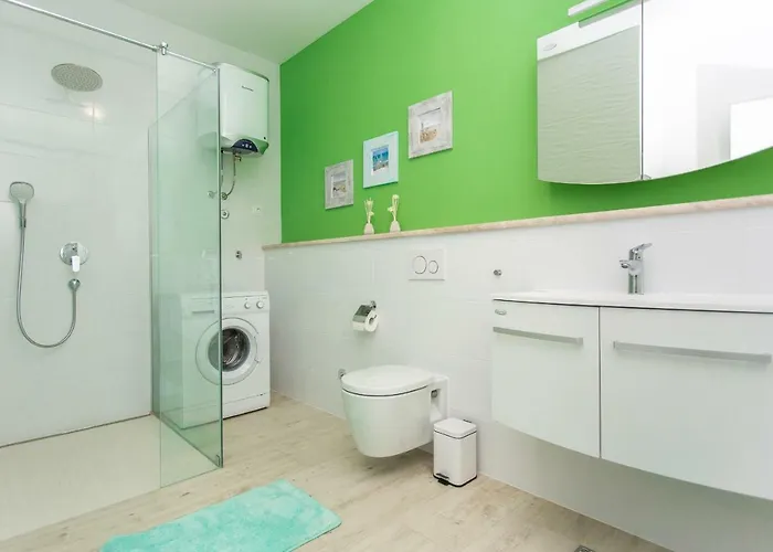 Lejlighed Apartments Makarska Beach Makarska